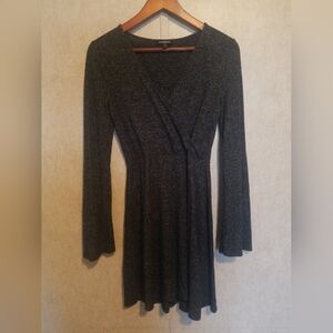 EXPRESS // Gray Soft Long Sleeve Dress